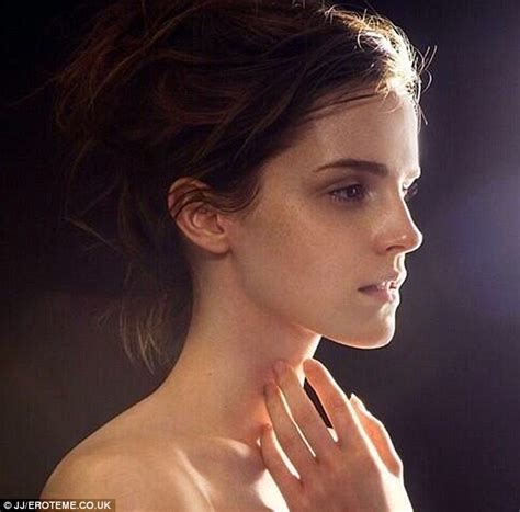 emma watson nua|Emma Watson poses in the nude for Global Green's 'Natural Beauty'.